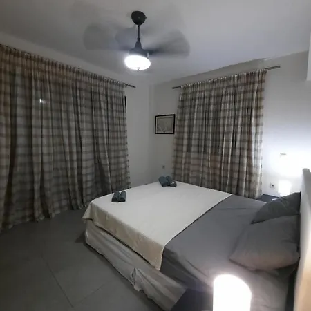 Efis Sunset Villa *